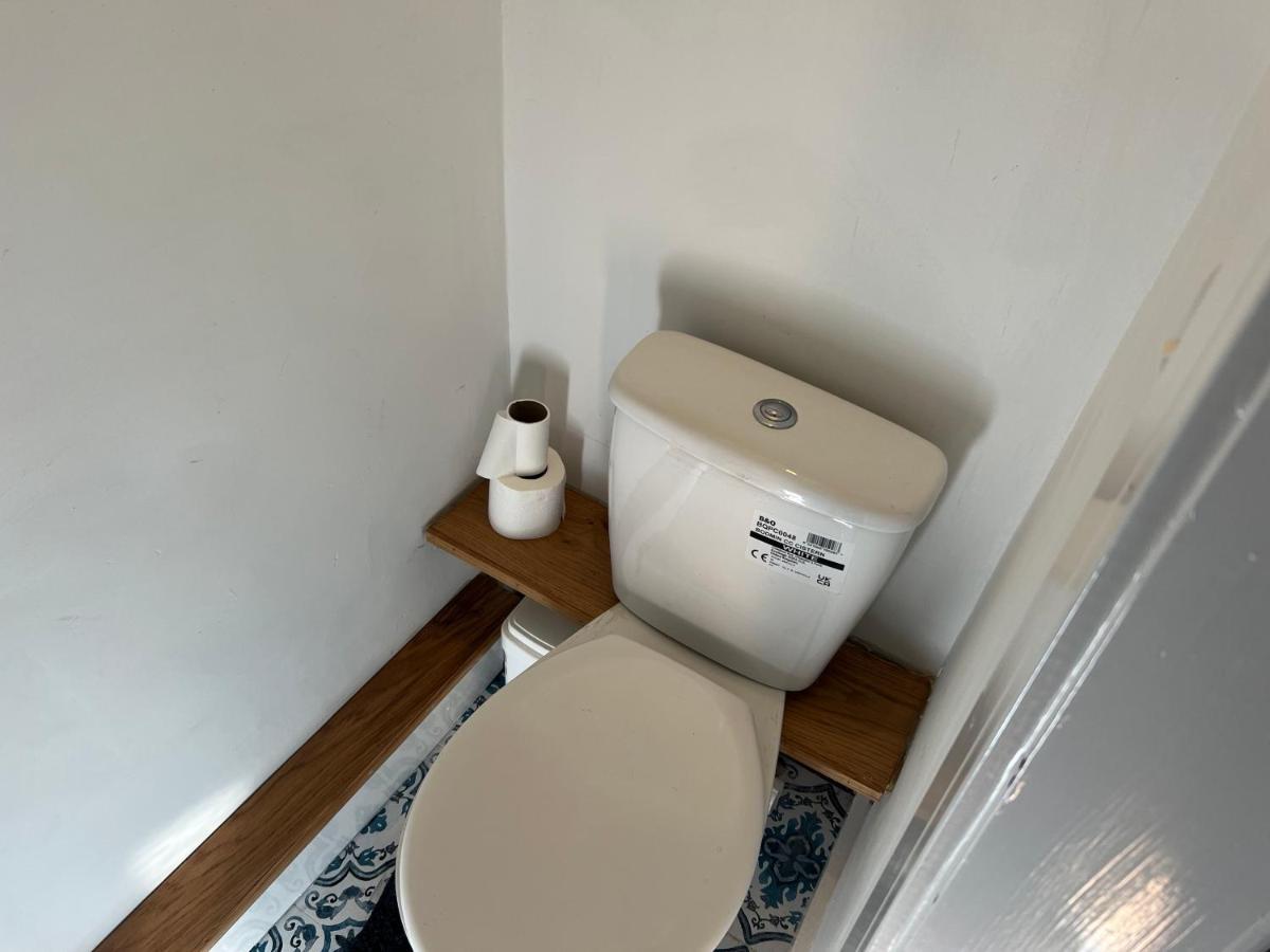 Luxury 2 Bed Apartment Great Location Stoke-on-Trent Екстериор снимка
